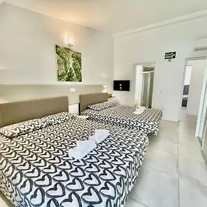 12 , Costa Adeje (Tenerife) España